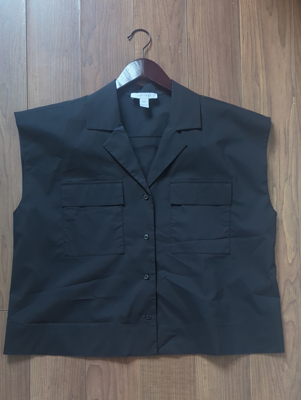Kit & Ace Black Bowling Shirt M